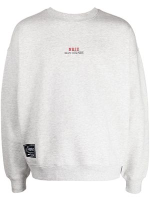 izzue patch-detail fleece sweatshirt - Grey