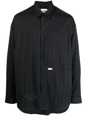 izzue pinstripe-print logo-patch shirt - Black