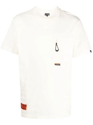 izzue pocket-detail cotton T-shirt - Neutrals