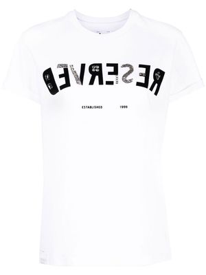izzue slogan-print crystal-embellished T-shirt - White