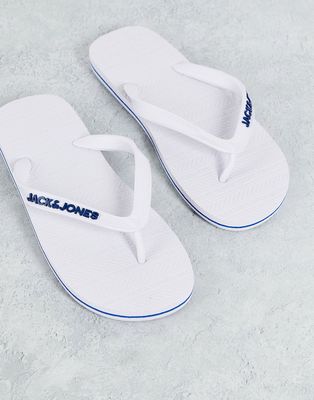 Jack & Jones flip flops in white