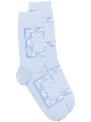 Jacquemus Les chaussettes bandana-print ankle socks - Blue