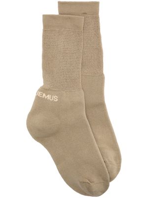 Jacquemus Les chaussettes Tennis open-knit socks - Brown