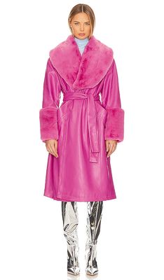 Jakke Bailey Coat in Pink