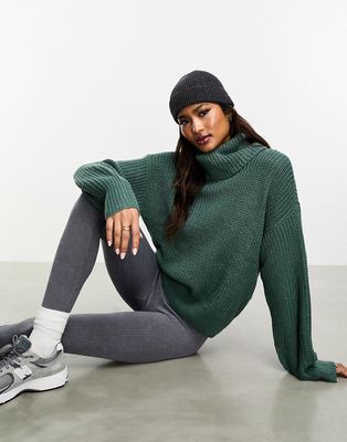 JDY roll neck sweater in teal-Green