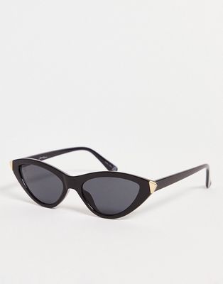 Jeepers Peepers slim cat eye sunglasses in black