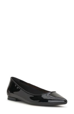 Jessica Simpson Cazzedy Pointed Toe Flat in Black