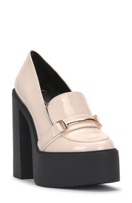 Jessica Simpson Himinka Platform Pump in Chalk