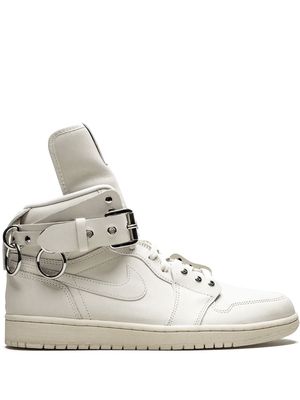 Jordan x Comme Des Garçons Air Jordan 1 High "White" sneakers