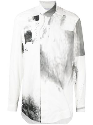 JULIUS graphic-print long-sleeve shirt - White