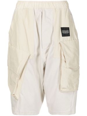 Julius panelled cargo shorts - White