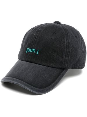 Juun.J embroidered-logo denim ball cap - Black
