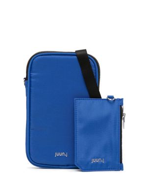 Juun.J logo-plaque zip-up mini bag - Blue