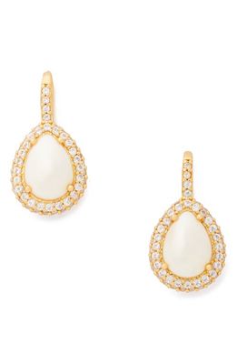 kate spade new york imitation pearl pavé halo drop earrings in Cream/Gold