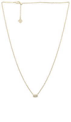 Kendra Scott Fern Pendant Necklace in Metallic Gold.