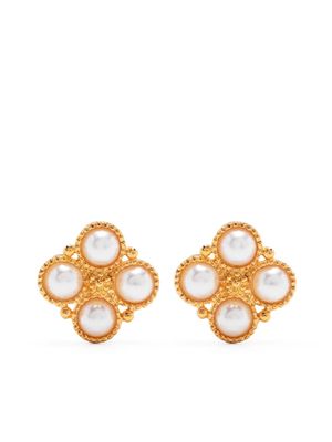 Kenneth Jay Lane pearl-embellished polsihed-finish earrings - Gold