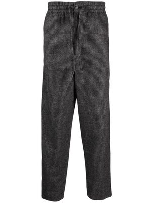 Kenzo logo-patch check-pattern tapered trousers - Grey