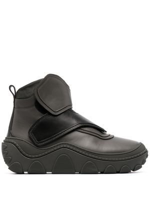Kiko Kostadinov Tonkin leather boots - Grey