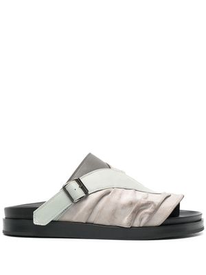 Kiko Kostadinov Valakas flat sandals - Grey