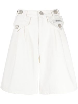 Kimhekim high-rise logo-patch denim shorts - White