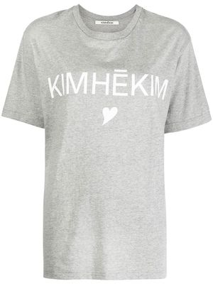 Kimhekim logo-print cotton T-shirt - Grey