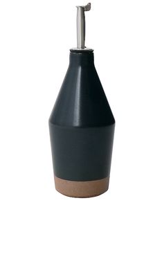 KINTO CLK-211 Oil Bottle 300ml in Black.