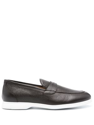 Kiton penny-slot leather loafers - Brown