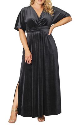 Kiyonna Verona Velvet Gown in Onyx
