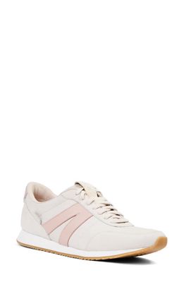 Kizik Milan Hands-Free Sneaker in Peach Whip