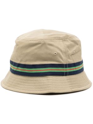 Lacoste logo-patch bucket hat - Neutrals