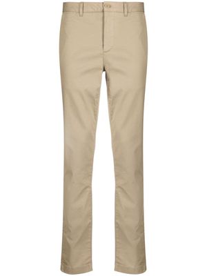 Lacoste logo-patch slim-fit trousers - Brown