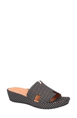 L'Amour des Pieds Catiana Wedge Sandal in Black/White