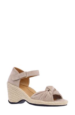 L'Amour des Pieds Oribel Wedge Sandal in Taupe