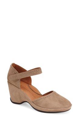 L'Amour des Pieds Orva Wedge Sandal in Taupe Kidsuede
