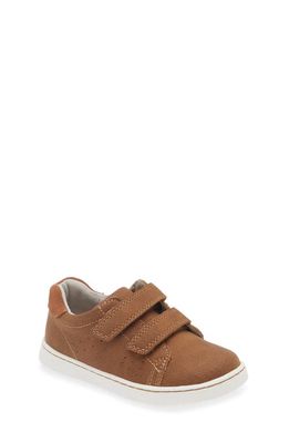 L'AMOUR Kyle Sneaker in Chestnut