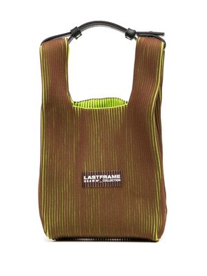 LASTFRAME small Okamochi knitted tote bag - Brown