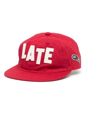 Late Checkout logo-patch cotton cap - Red