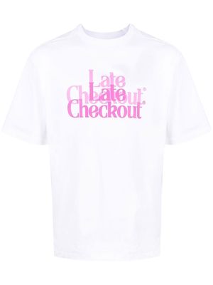 Late Checkout logo-print T-shirt - White