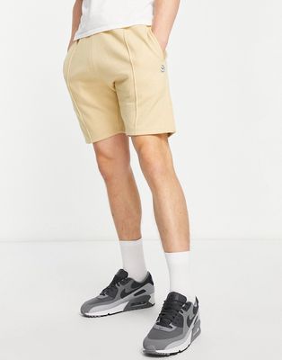 Le Breve pin tuck jersey shorts in stone-Neutral
