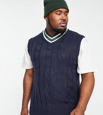 Le Breve Plus cable knit sweater vest in navy