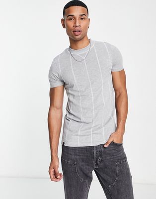 Le Breve verticle stitch t-shirt in light gray