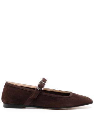 Le Monde Beryl buckled suede ballerina shoes - Brown