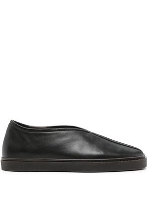 LEMAIRE Piped leather sneakers - Black
