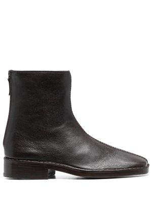 Lemaire square-toe leather boots - Brown