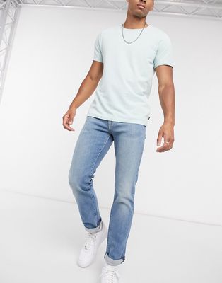 Levi's 511 slim fit Sunbath jeans in mid wash-Blue