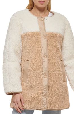 levi's Colorblock Reversible Quilted & Fleece Liner Jacket in Sesame