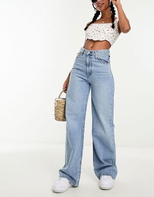Levi's Ribcage wide leg jeans in light blue wash