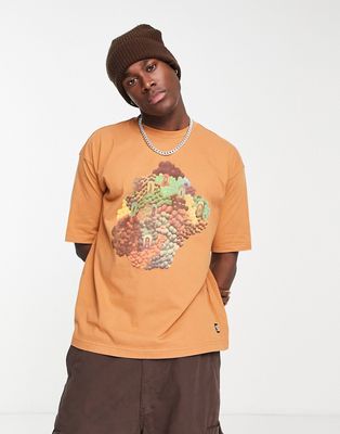 Levi's Skate T-shirt in orange with chest graphic logo-Black