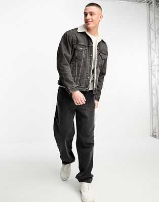 Levi's vintage fit sherpa denim jacket in washed black