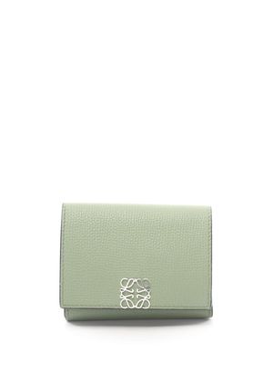 Loewe Pre-Owned 2010 Anagram tri-fold wallet - Green